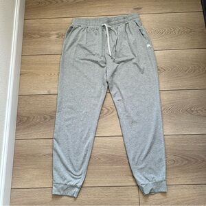 Vuori women’s joggers size XL